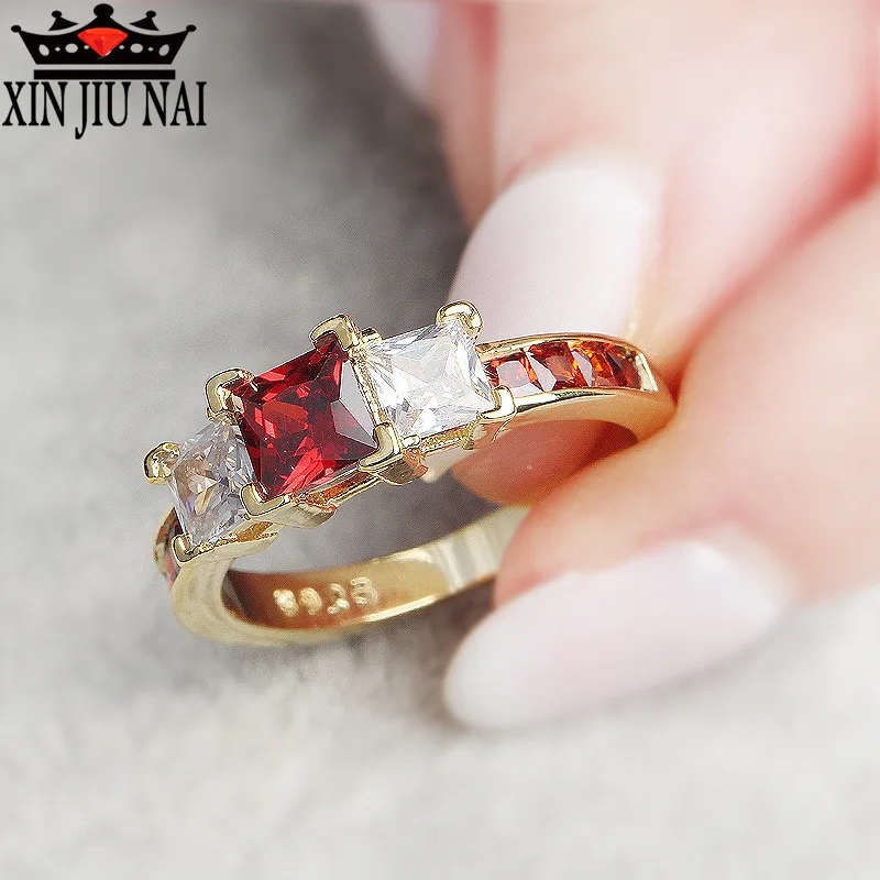 

Женское кольцо из 18-каратного золота с квадратными бриллиантами, 2 цвета