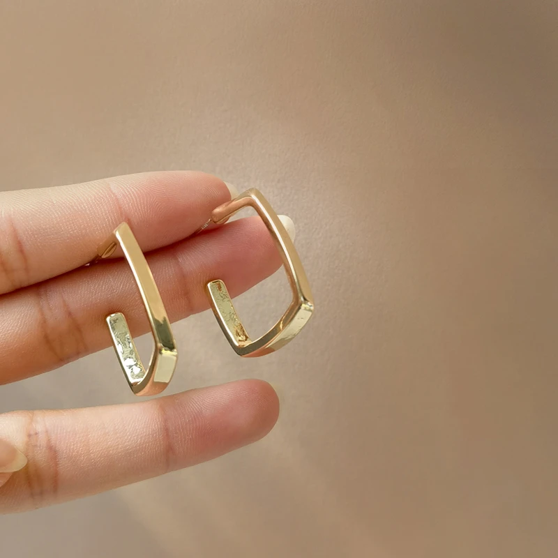 

New Korean Metal Drop Earrings for Women Punk Jewelry Vintage Statement Geometric Square Dangle Hanging Earring Asymmetric 4330