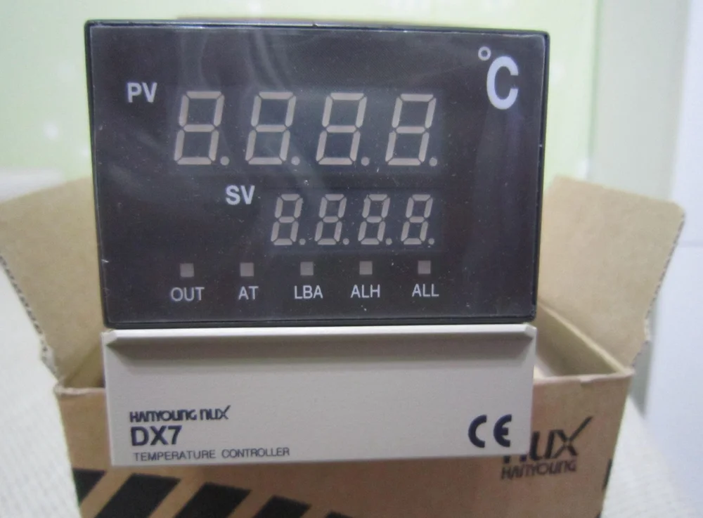 

NEW NUX thermostat DX7-PMWNR DX7PMWNR Free shipping #FF