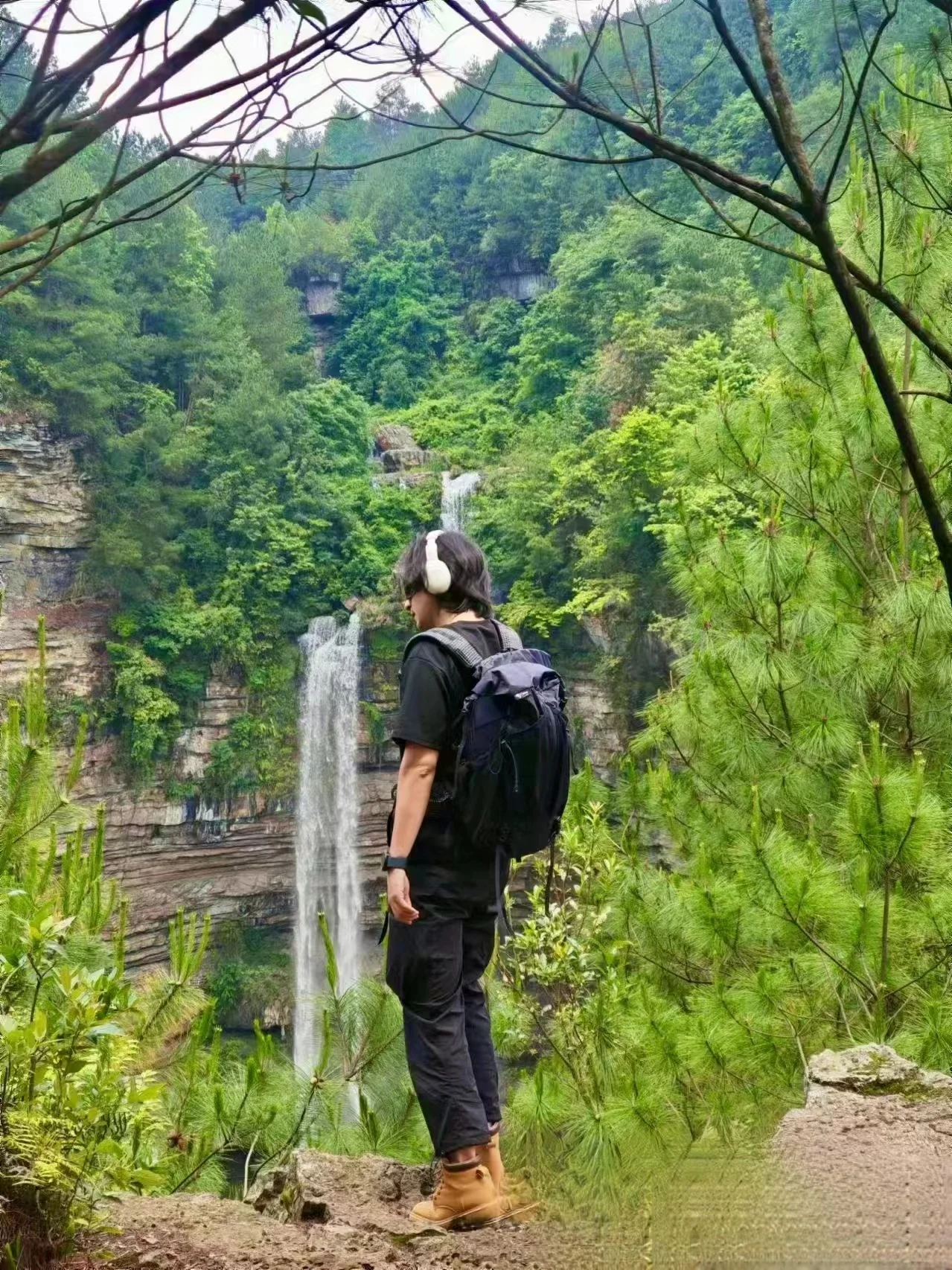 Легкий Рюкзак для пеших прогулок May объем 22 ~ 38 л вес всего 860 г