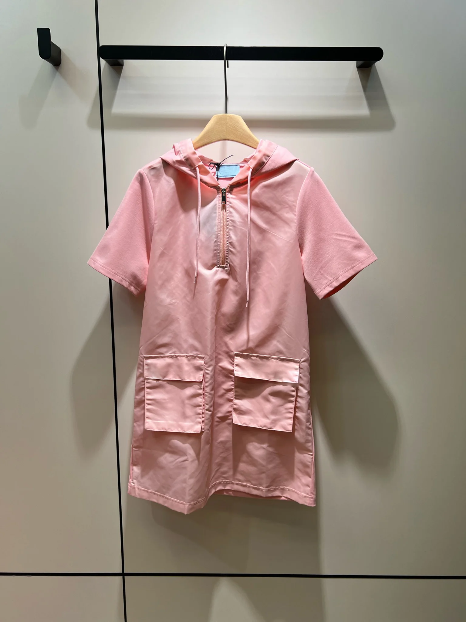 

2023 Age reduction hoodie drawstring loose splicing nylon sweater dress