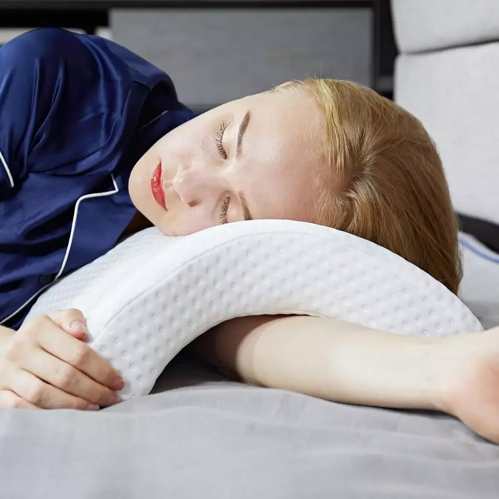 

Practical Memory Foam Pillow Cervical Neck Pillow for Sleeping, U shaped Ice Silk Fabric Arched Office Rest Pillow