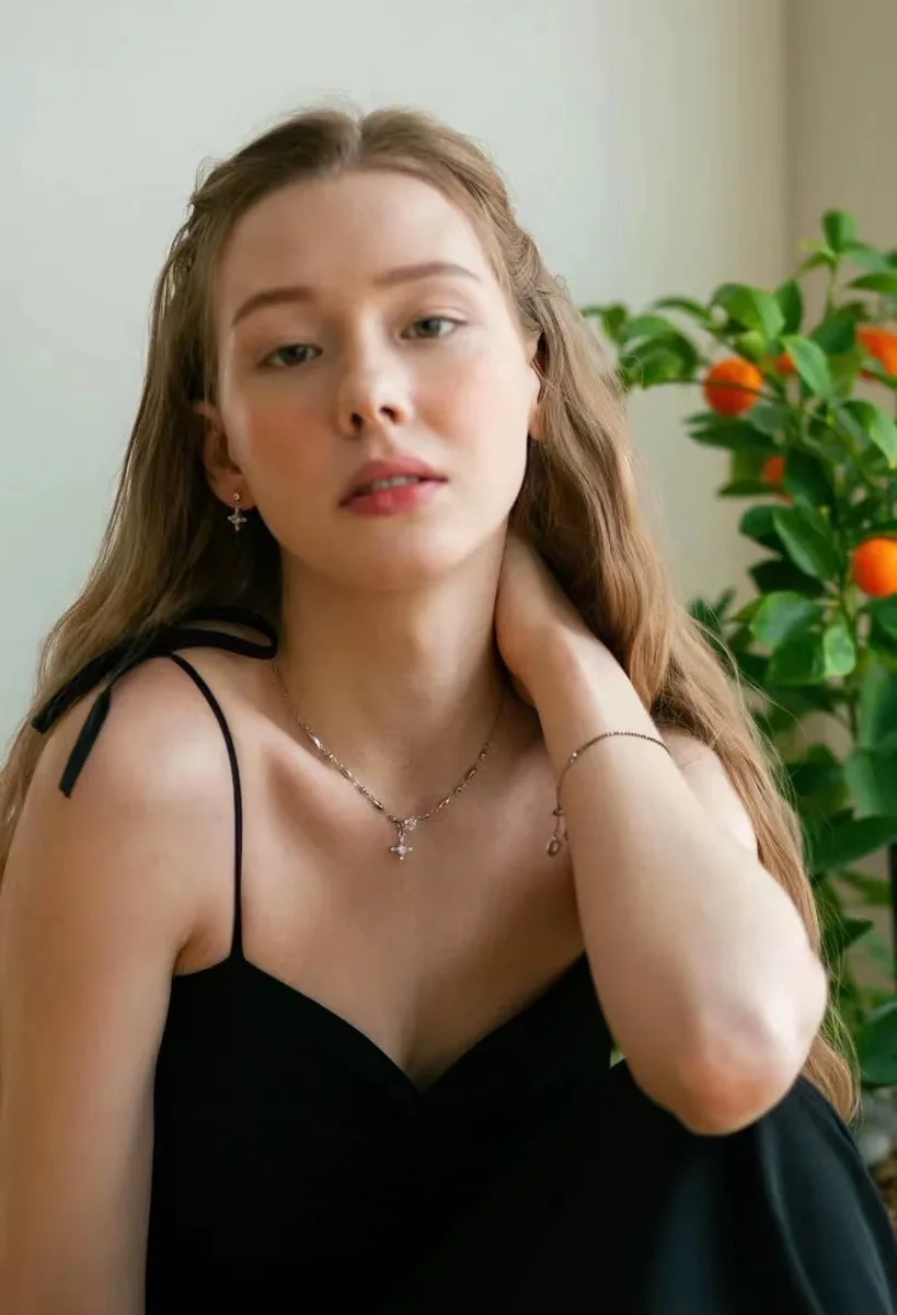 Модное шикарное ожерелье серебряного цвета с крестом в виде снежинки для женщин