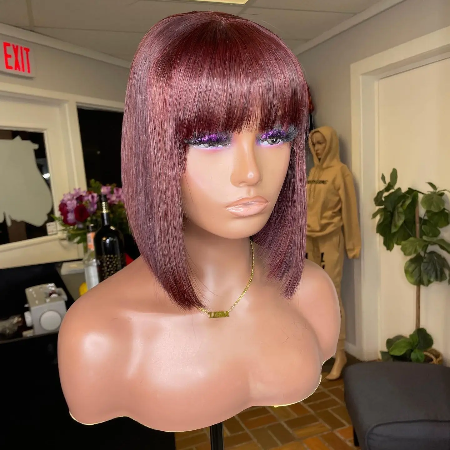 

Burgundy 99J Red Short Human Hair Wig with Fringe for Women Straight Remy Hair Bob Wigs With Bangs Balayage Color