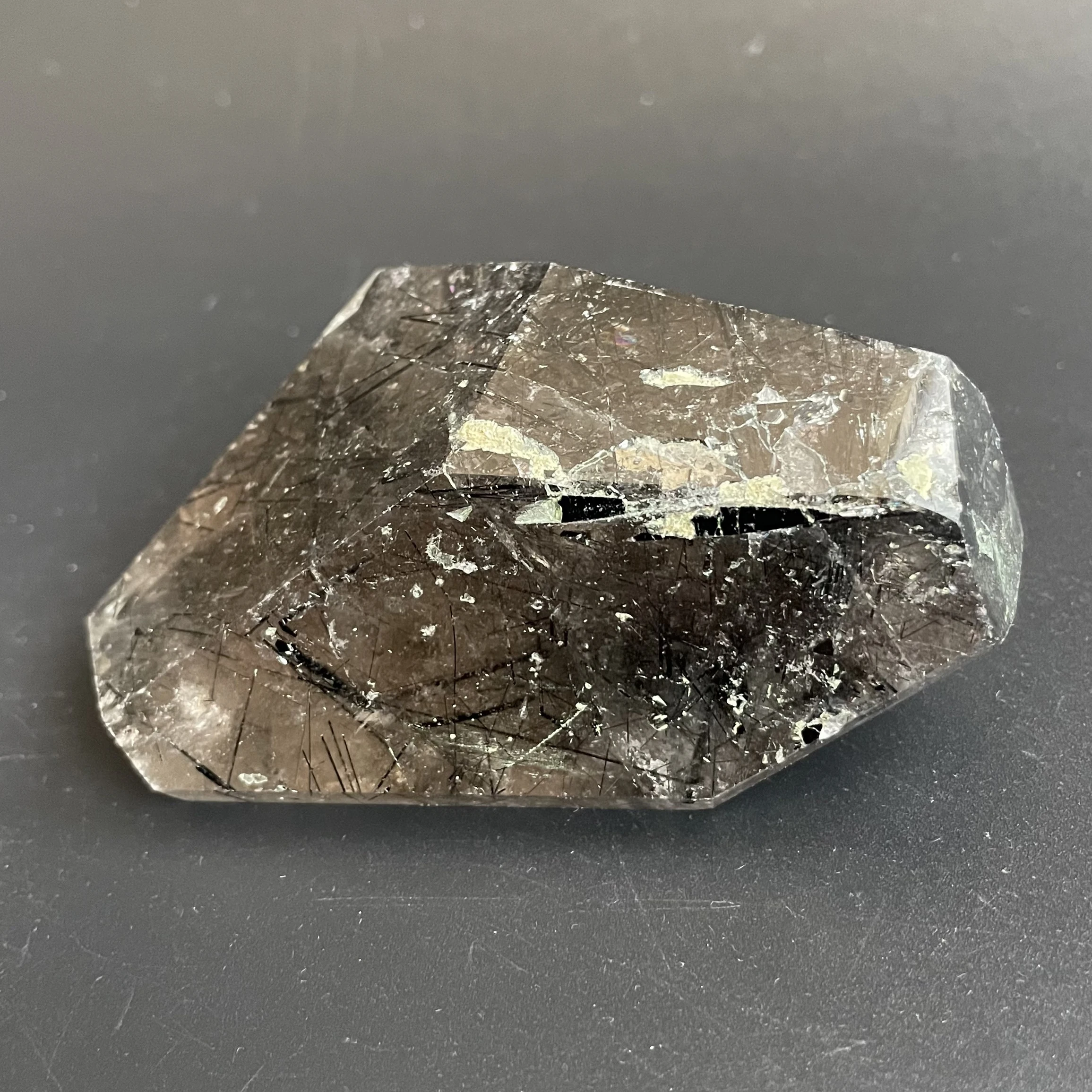 137 г натуральный камень черный кварц рутилированная свободная форма хрустальный