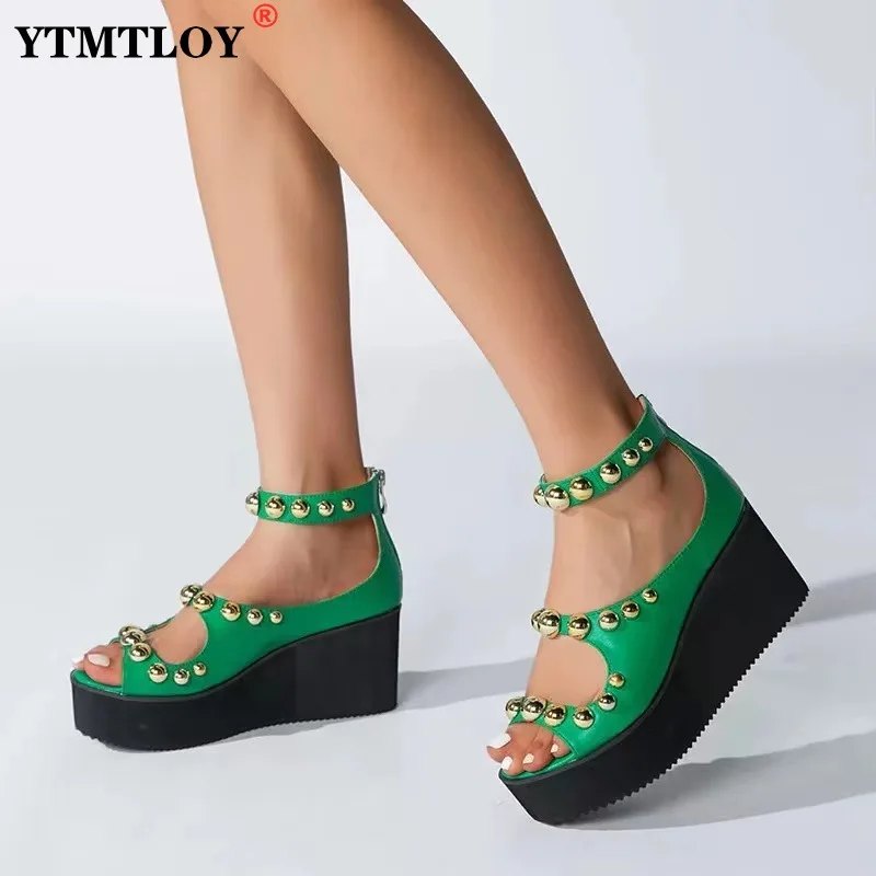 

Fashion Women Open Toe Metal Gold T-strap High Platform Wedge Sandals Back Zipper-up Height Increased Wedge Sandals Rivet