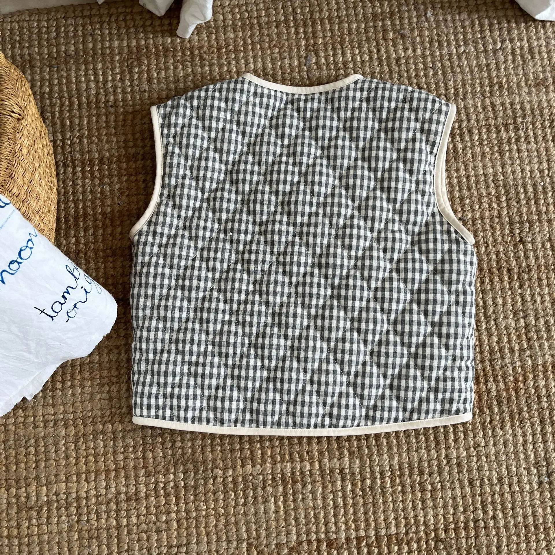 Жилеты для девочек новинка 2024 зимняя детская одежда корейский стиль детские