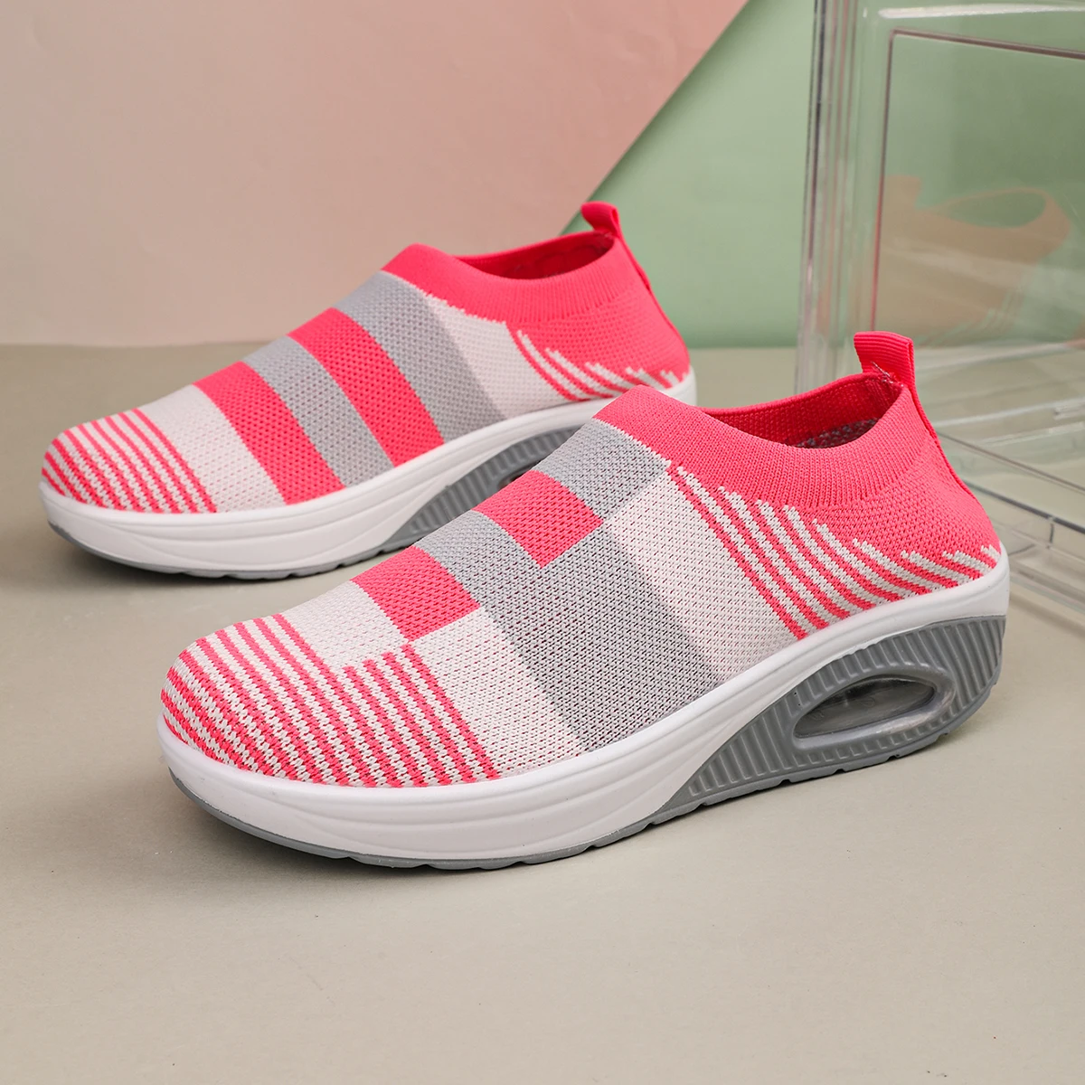 Тренировочная обувь дышащие женские повседневные кроссовки с сеткой
