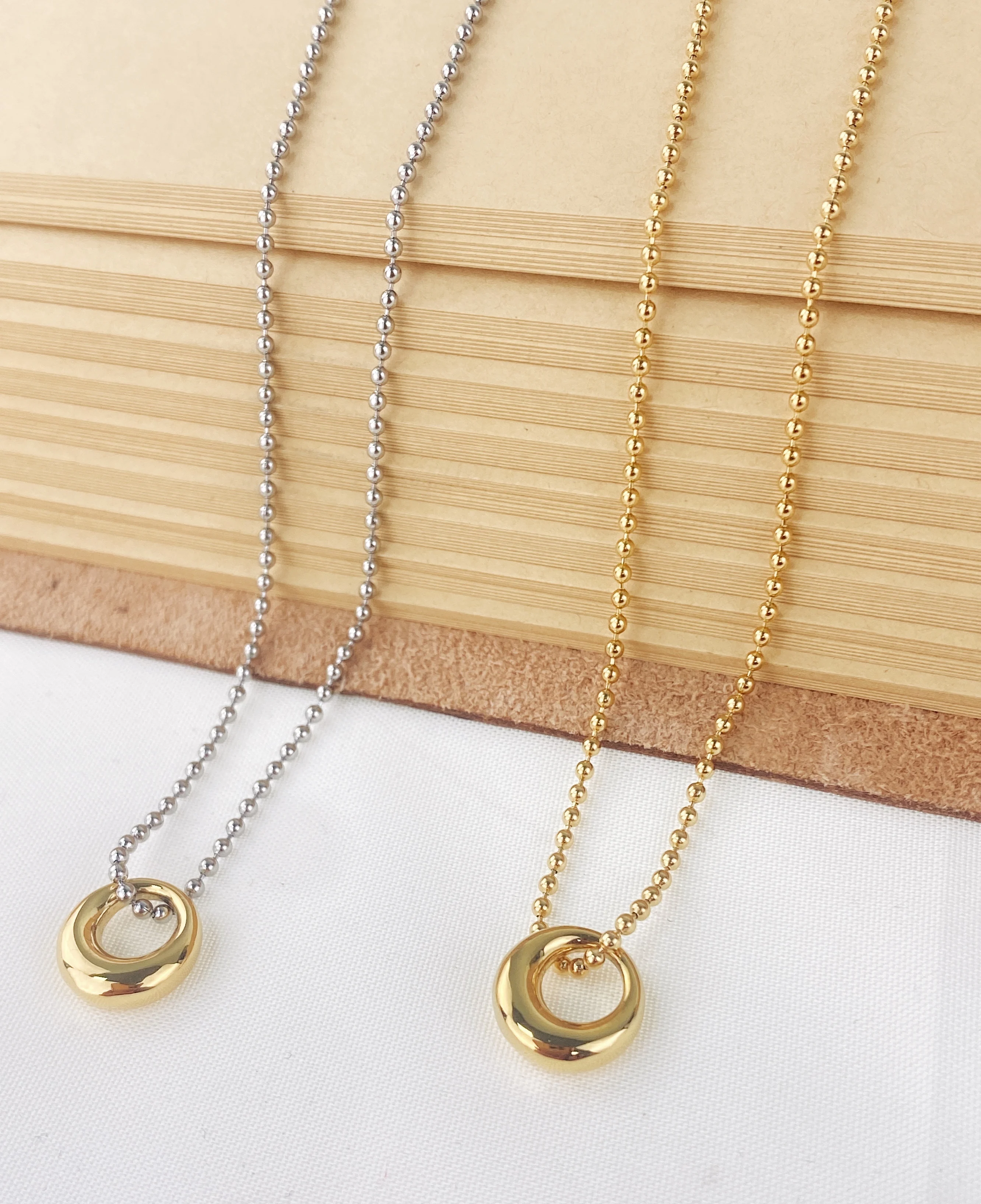 

Geometric Round Pendant Stainless Steel Necklace Women's Korean New Style
