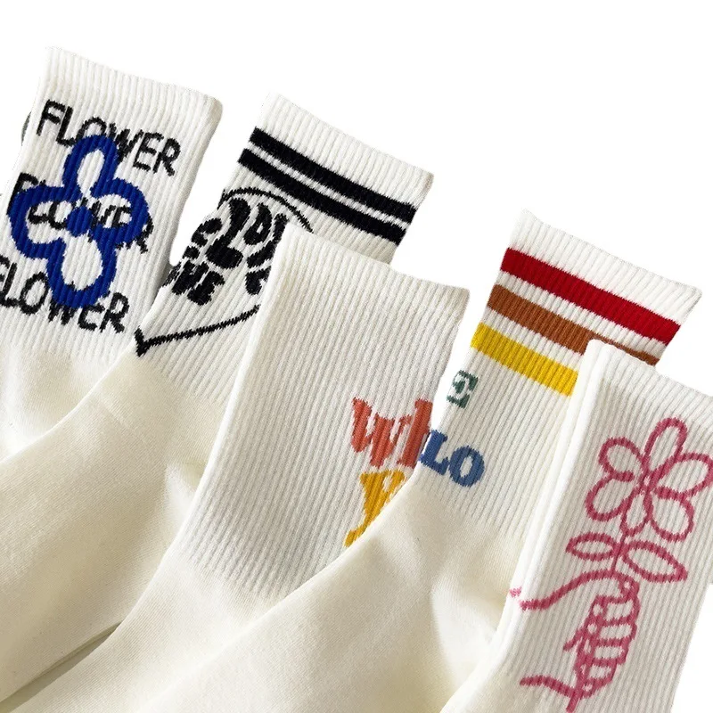

Unisex Socks Women Men Striped White Cotton Sports Couple Socks Calcetines Hip Hop Korean Streetwear Harajuku Fashion Calcetines