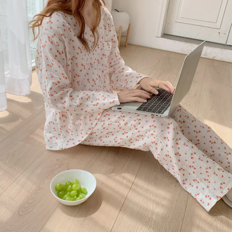 Women Autumn Button Down 2 Piece Pajamas Set Long Sleeve Lapel V-Neck Tops and Elastic Waist Pants Little Floral Printed 37JB
