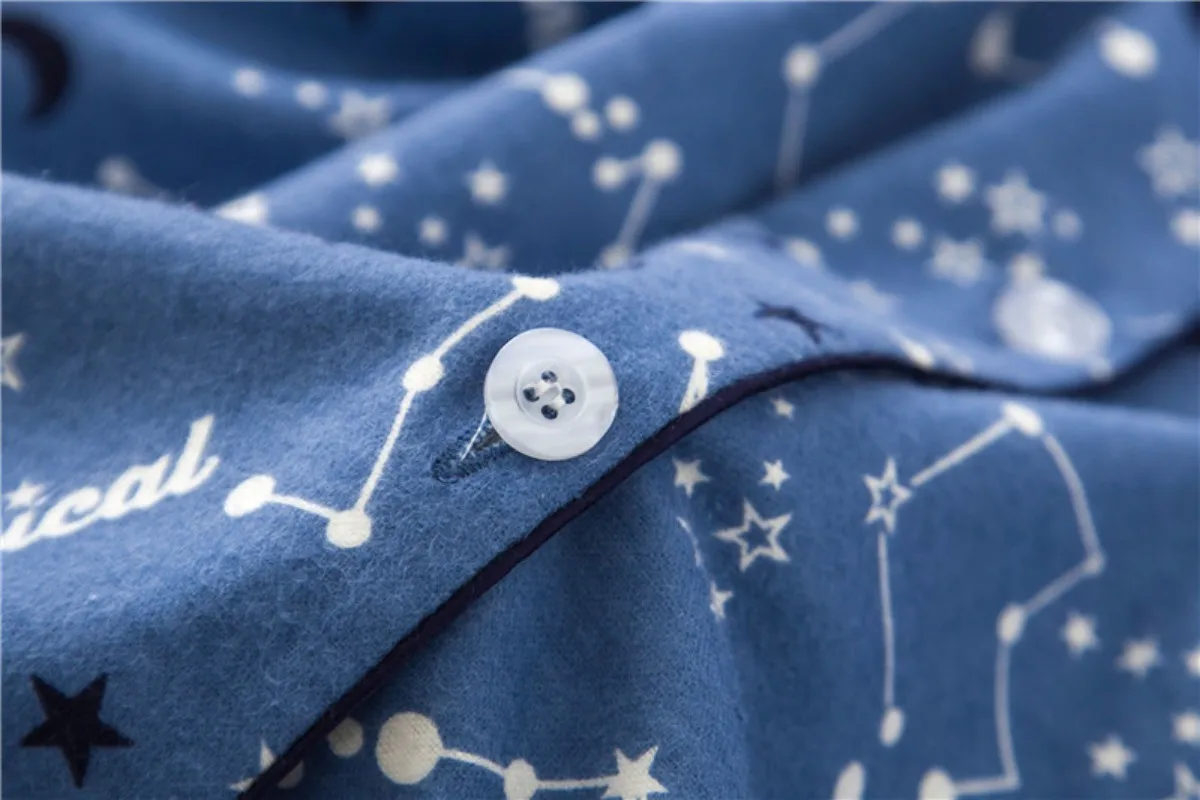 Autumn Women's Check Nightwear Length To The Shank Polyester Comfortable Slim Fitting Turn-Down Collar Leisure Wear