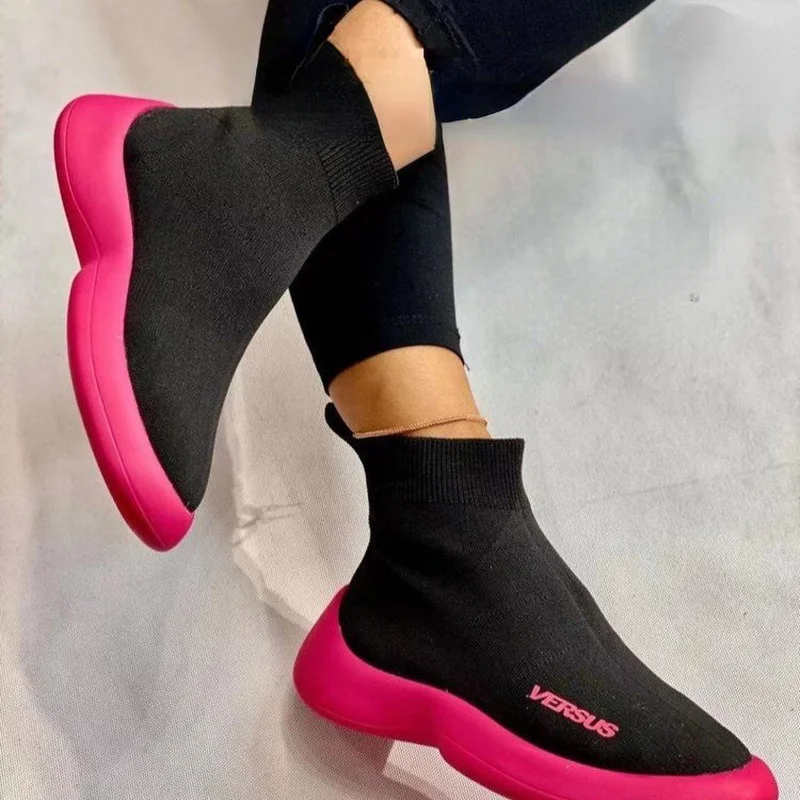 

Женские сетчатые короткие сапоги Flying fabric, модная женская обувь, закрывающие ноги, повседневные простые кроссовки с круглым носком, Женская ...