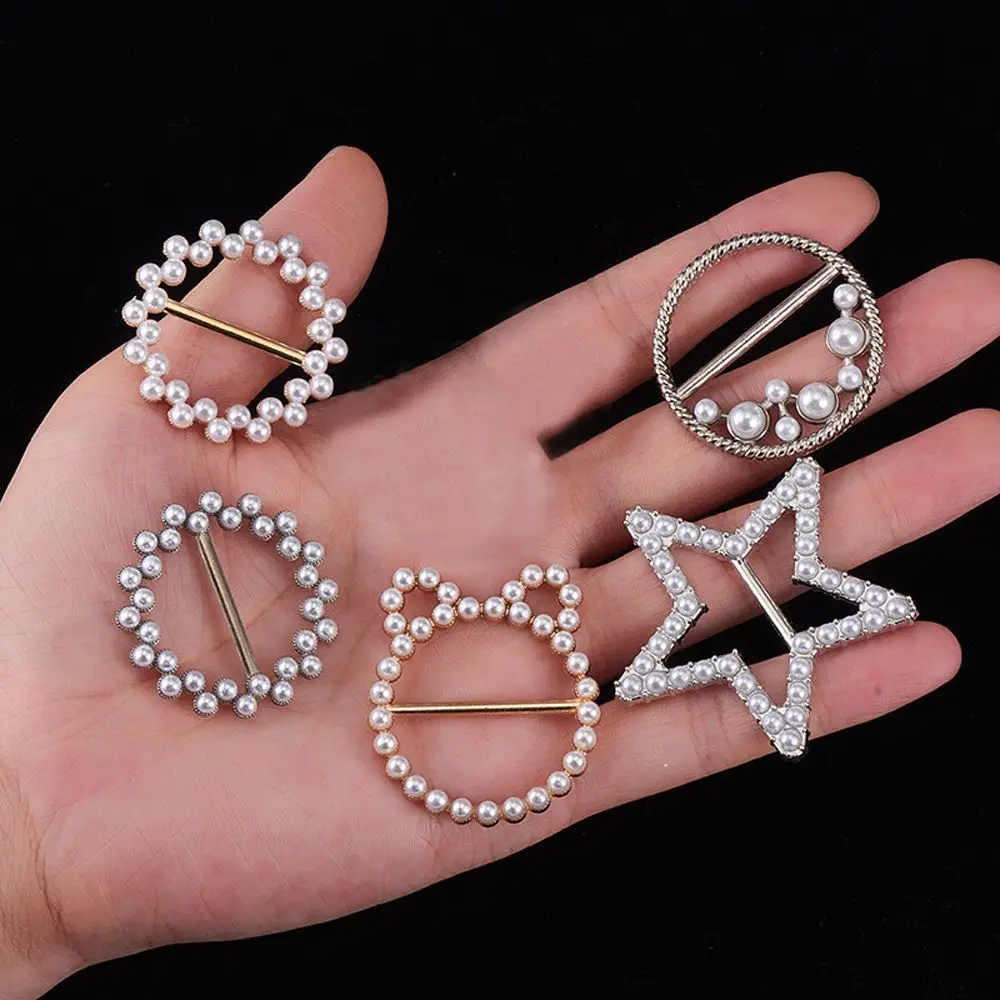 

New Elegant Pearl Corner Knotted Buttons Fasion Geometric Metal Brooch for Women Clothes Waist Buckle Accessories