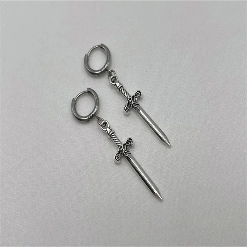 1 пара готических винтажных серег с мечом для женщин модные крутые ювелирные
