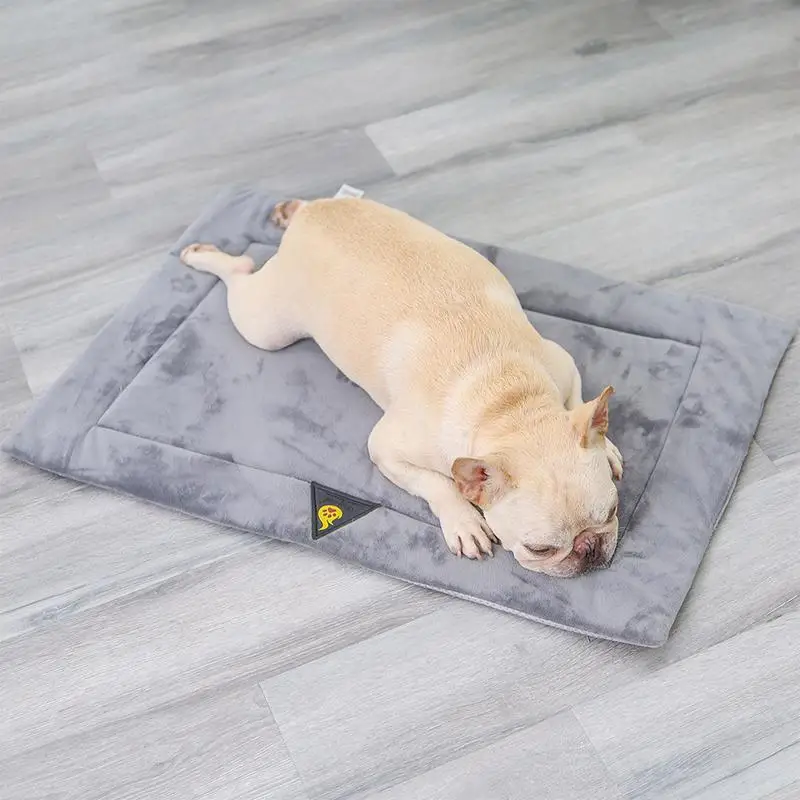 

Pet Self Warming Pad Heater Mats For Outside Dogs Hand And Machine Washable Dog Warm Bed Cushion For Cats Rabbits Dogs Aging And
