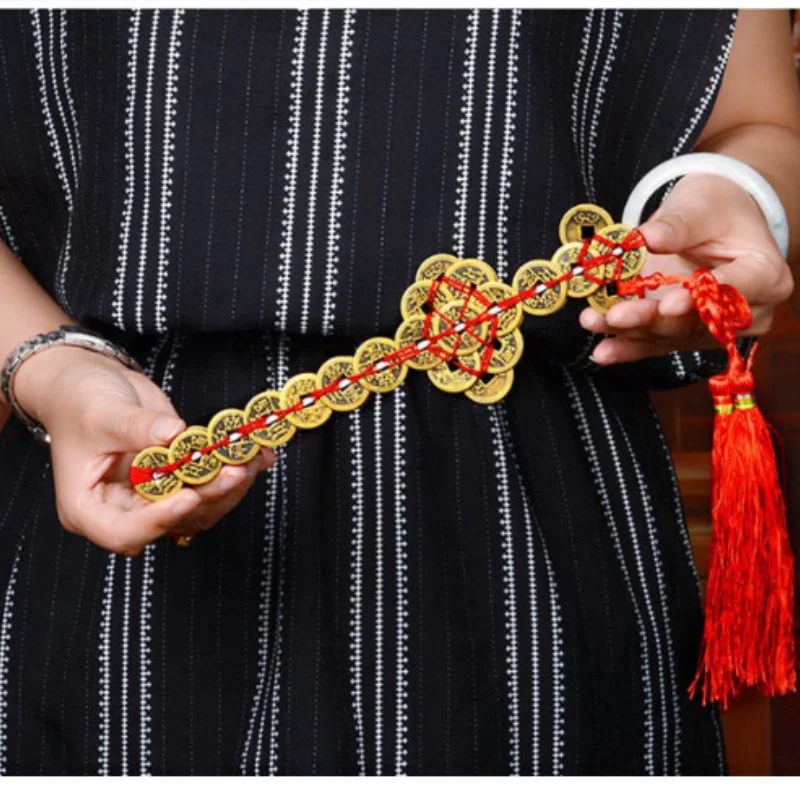 

Медные монеты с мечом для дома