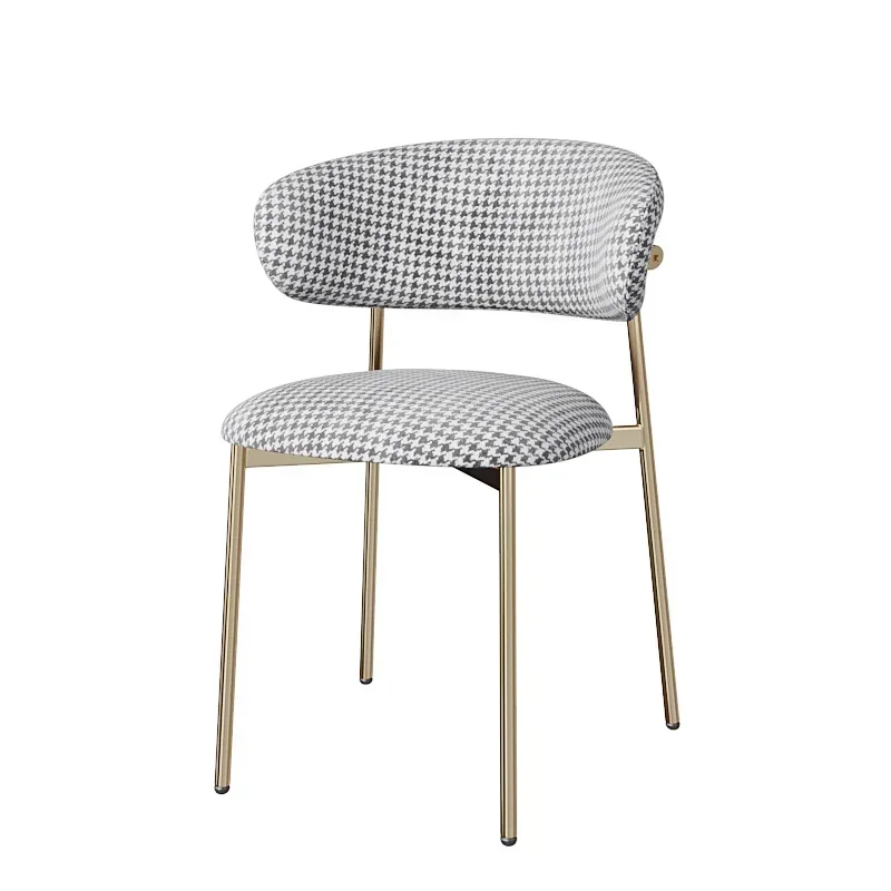 Обеденный стул из металла