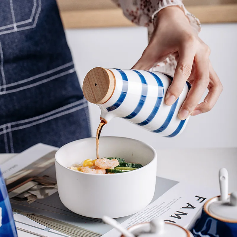 

New Fashion Japanese Seasoning Bottle Ceramic Seasoning Tank Oil and Salt Tank Household Seasoning Box Monosodium Glutamate Tank
