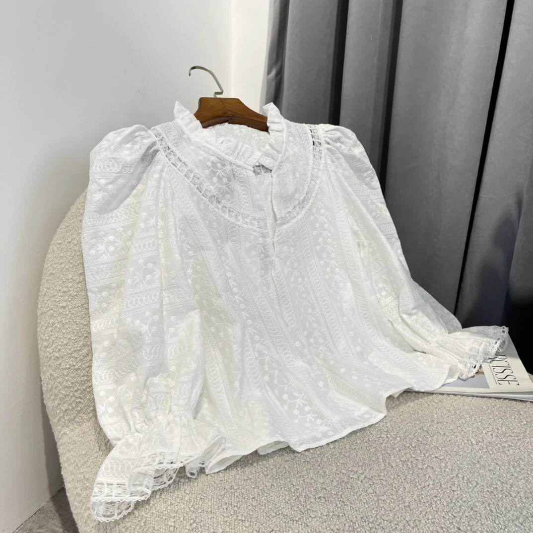

2022 Sweet Solid White Top Quality Cotton Embroidery Hook Flower Hollow Half Open Neckline Puff Sleeve Easy Matching Blouse Lady