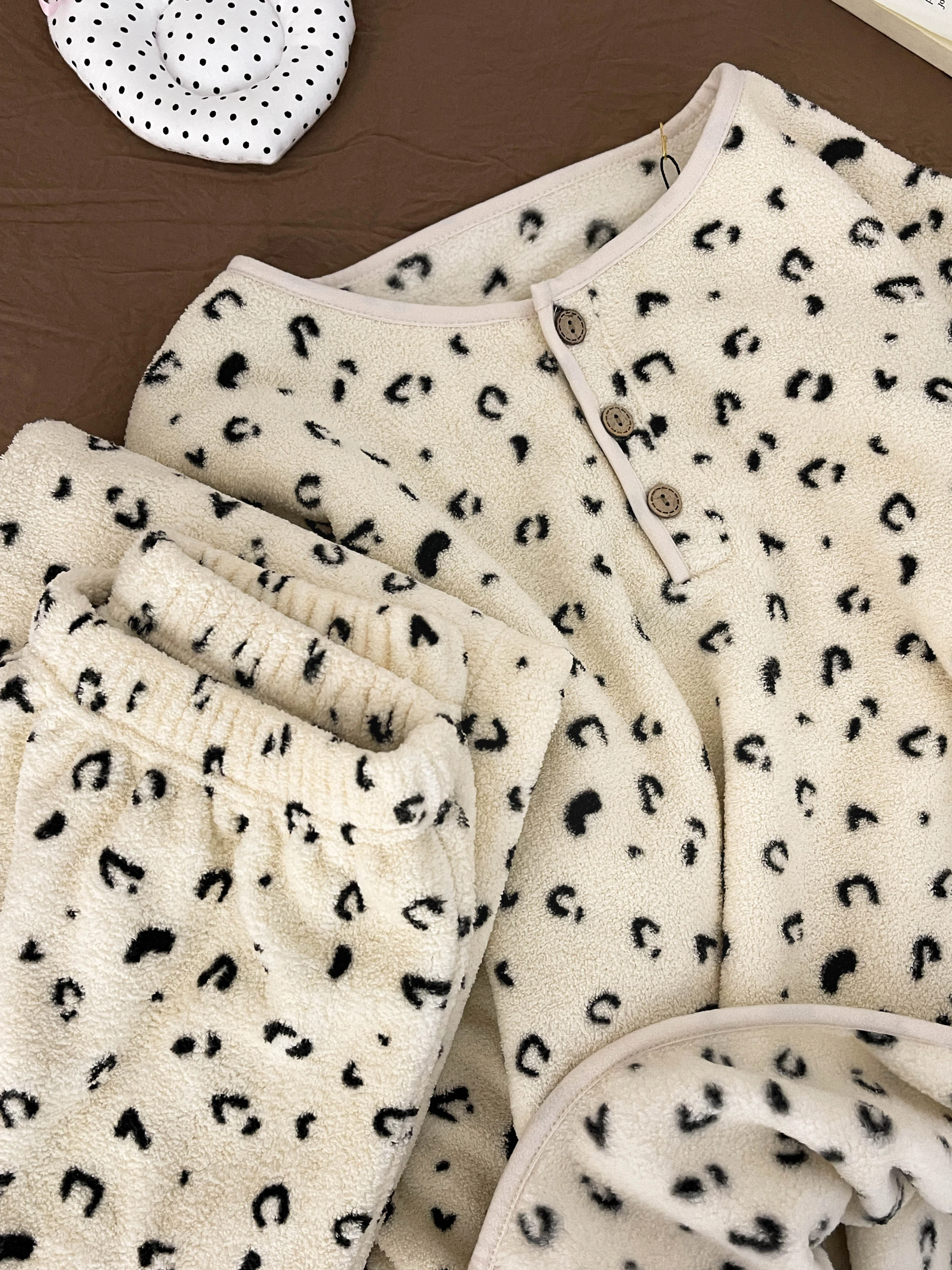 Sin Glee Korean Sle Soft Glutinous Leopard Print Flannel Pajamas Women's Autumn and Winter Thickened Warm Homewear Set