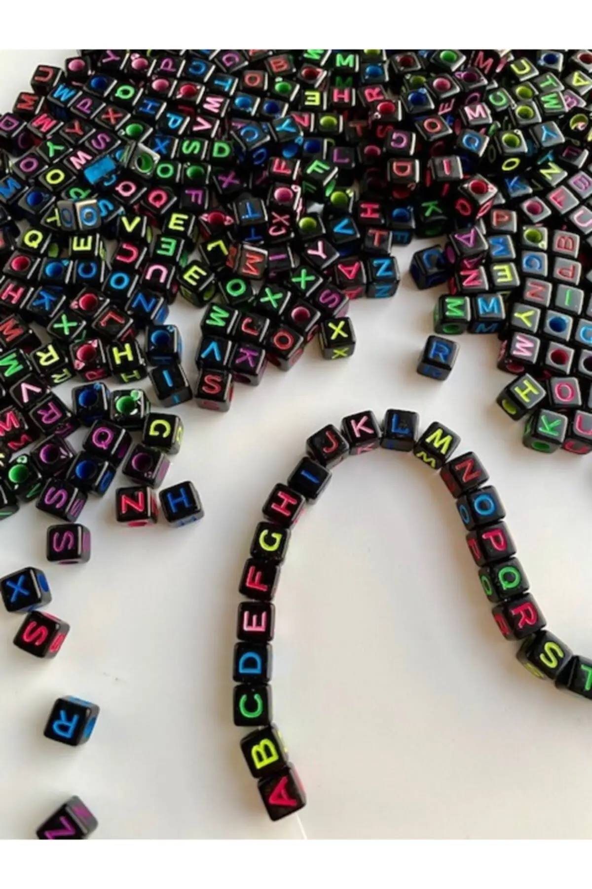 

6mm Cube Black Background Color Letter Beads, alphabet Beads (100gr,~ 750 Pcs)