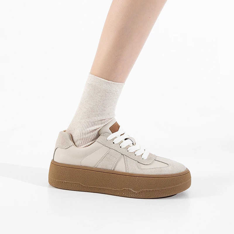 Platform Sports Shoes for Women 2023 Casual Sneakers Girl Comfortable Tennis Luxury Designer Running Flat Shoes Female Plus Size