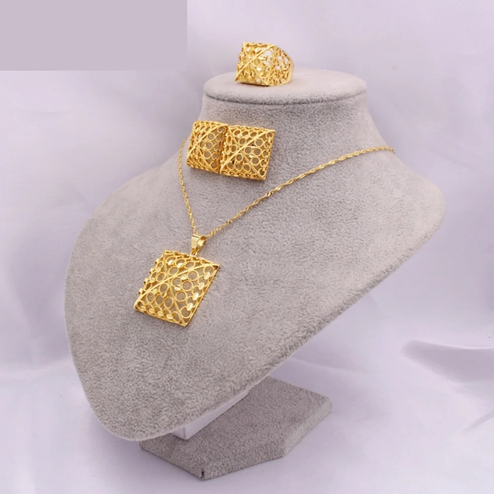 

New RoseL Arabian Bridal wedding jewelry set Women wear necklace earrings ring set Middle East Delicate craft Dubai 24K Gold