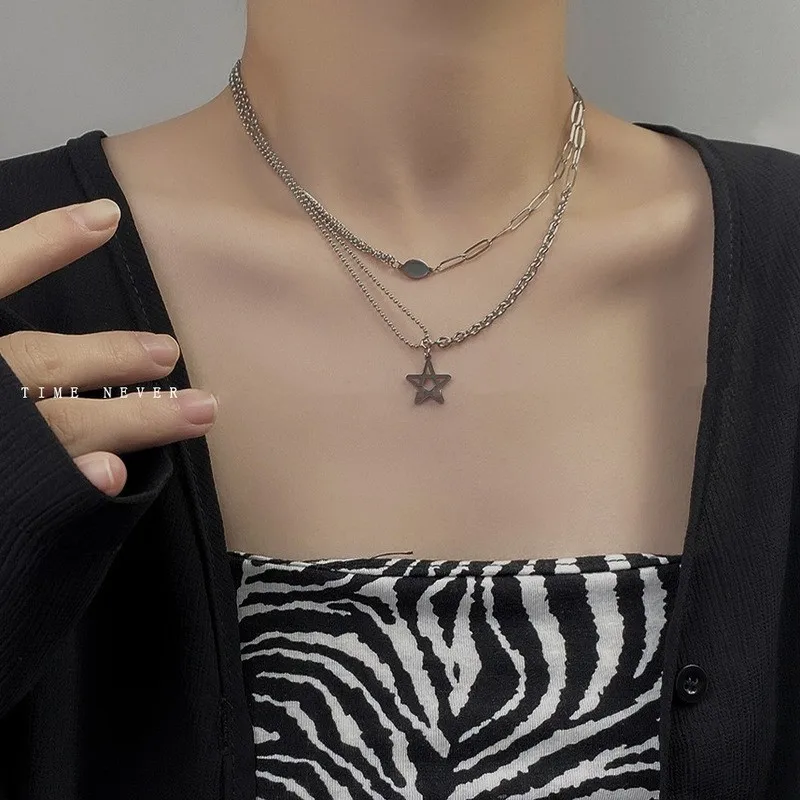 

U-Magical Fashion Double Layer Asymmetry Stainless Steel Star Pendant Necklace for Women Hollow Chunky Chain Necklace Jewelry