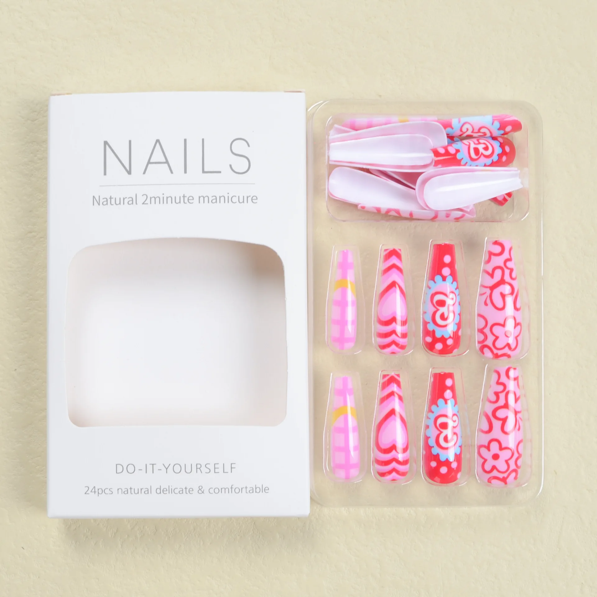 Модный розовый носимый маникюр в стиле аниме Барби Бабочка сердце цветок