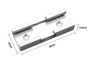 4 части пересечения Т-образной дорожки длиной 8 см