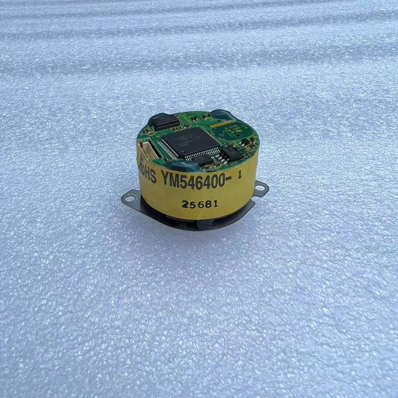 

1pcs Used Tested Coder YM546400-1