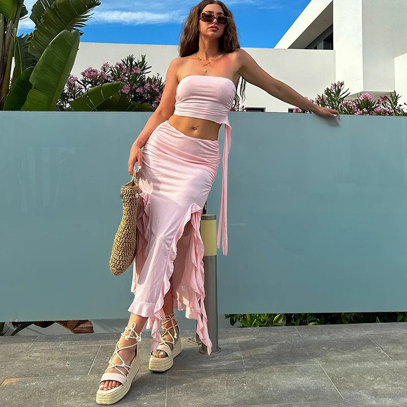 Женский топ без рукавов бретелек средней длины