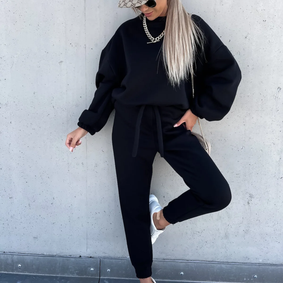 

2022 Autumn Winter Two Piece Women Sport Suits Round Neck Top Jogging Pants Home Casual Sweater Sets Womens Outfits