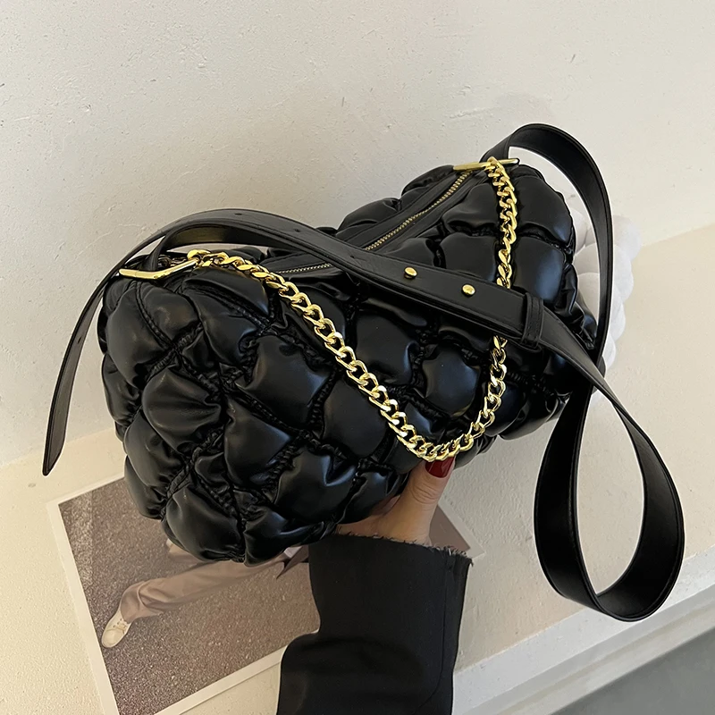 

Сумки в форме бочонка, ретро мягкие кожаные мягкие боковые сумки для женщин, 2022 хит, модная маленькая сумка через плечо с цепочкой