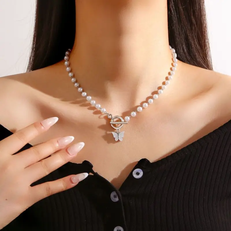 

New Fashion Butterfly Pendant Necklace Women Handmade OT Clasp Imitation Pearl Beaded Necklace For Girls Jewelry Gift Accessory