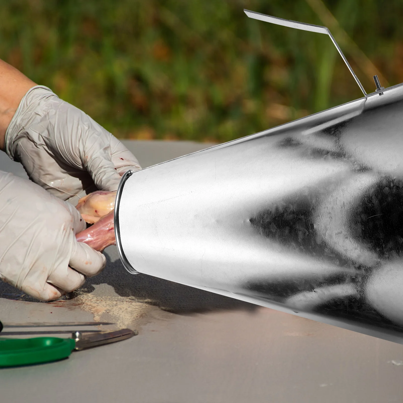 

Kill Chicken Cone Slaughtering Duck Tool Remover Poultry Farm Supplies Equipment Metal Bleeding Funnel Kit