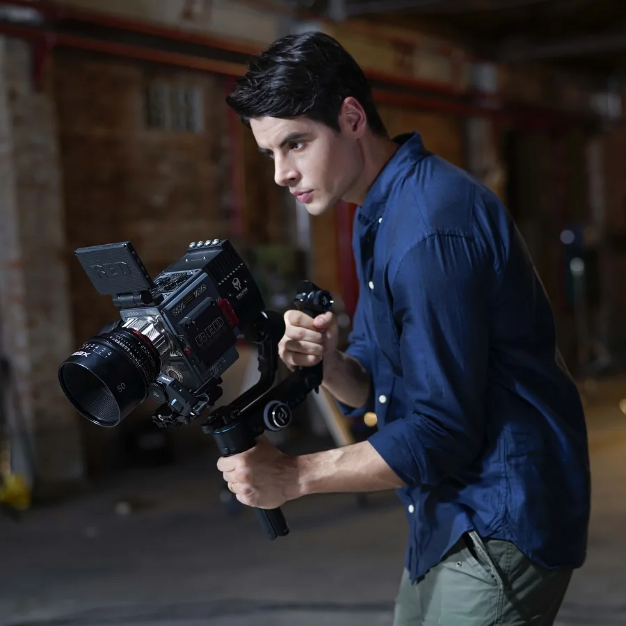 Стабилизатор камеры FeiyuTech Feiyu SCORP Pro DSLR с сенсорным экраном и ручкой