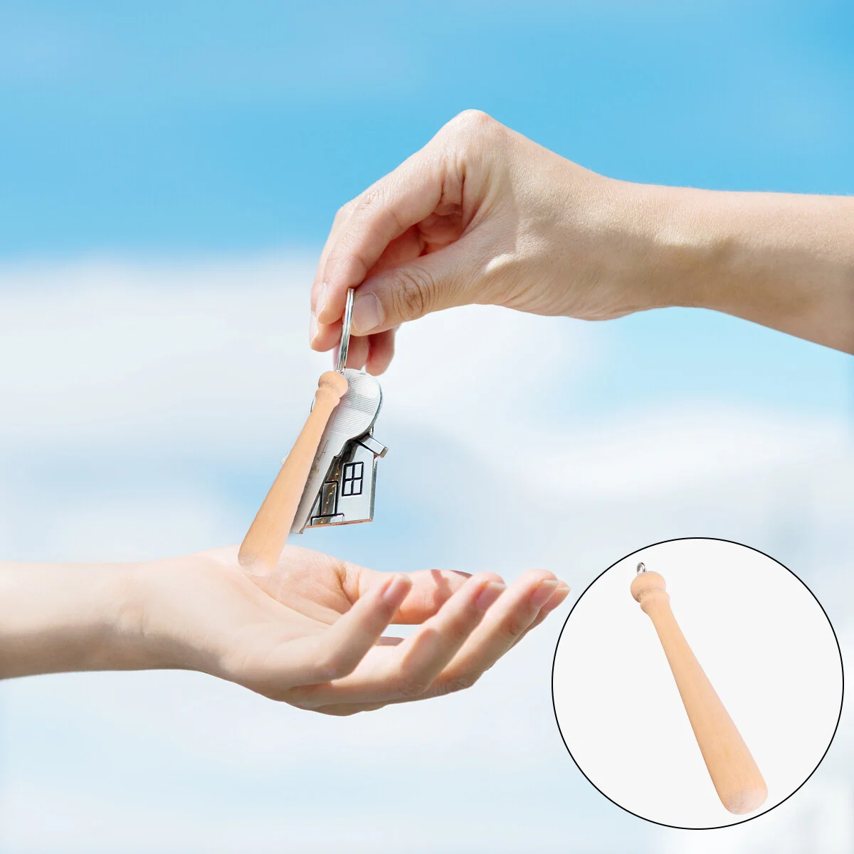 

50pcs Wooden stick Keychain Pendant Decorative Baseball Bat Creative Wooden Ornament for Decor Use (Wood Color)