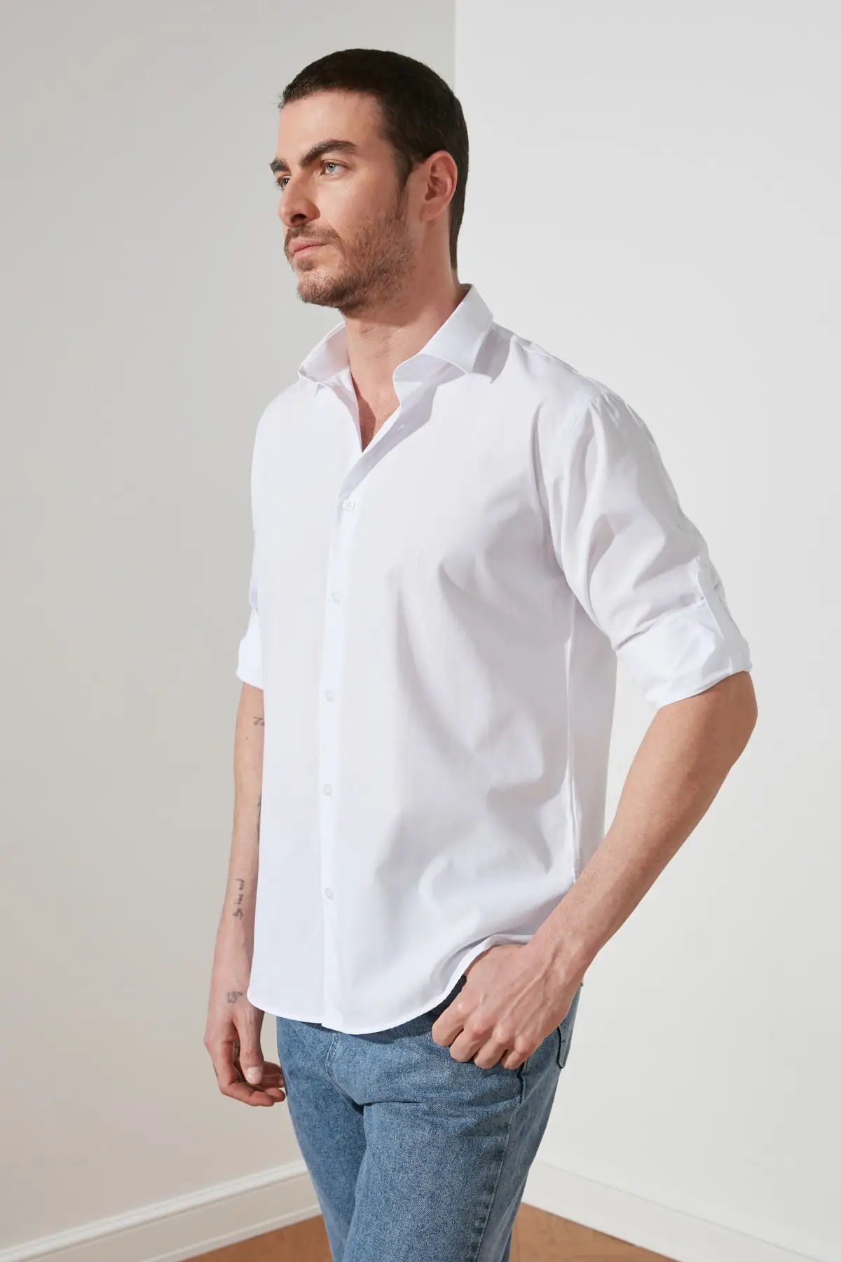 

Trendyol Men 'S Relax Fit Shirt TMNSS21GO0475
