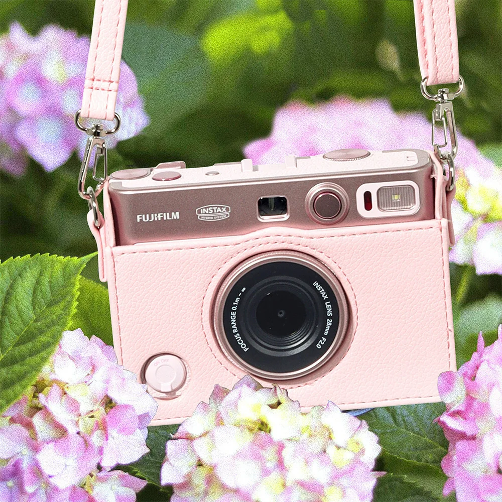 Фото Защитный чехол-кроссбоди для камеры Fujifilm Instax Mini EVO, цвет вишневый цвет/светло-розовый №2