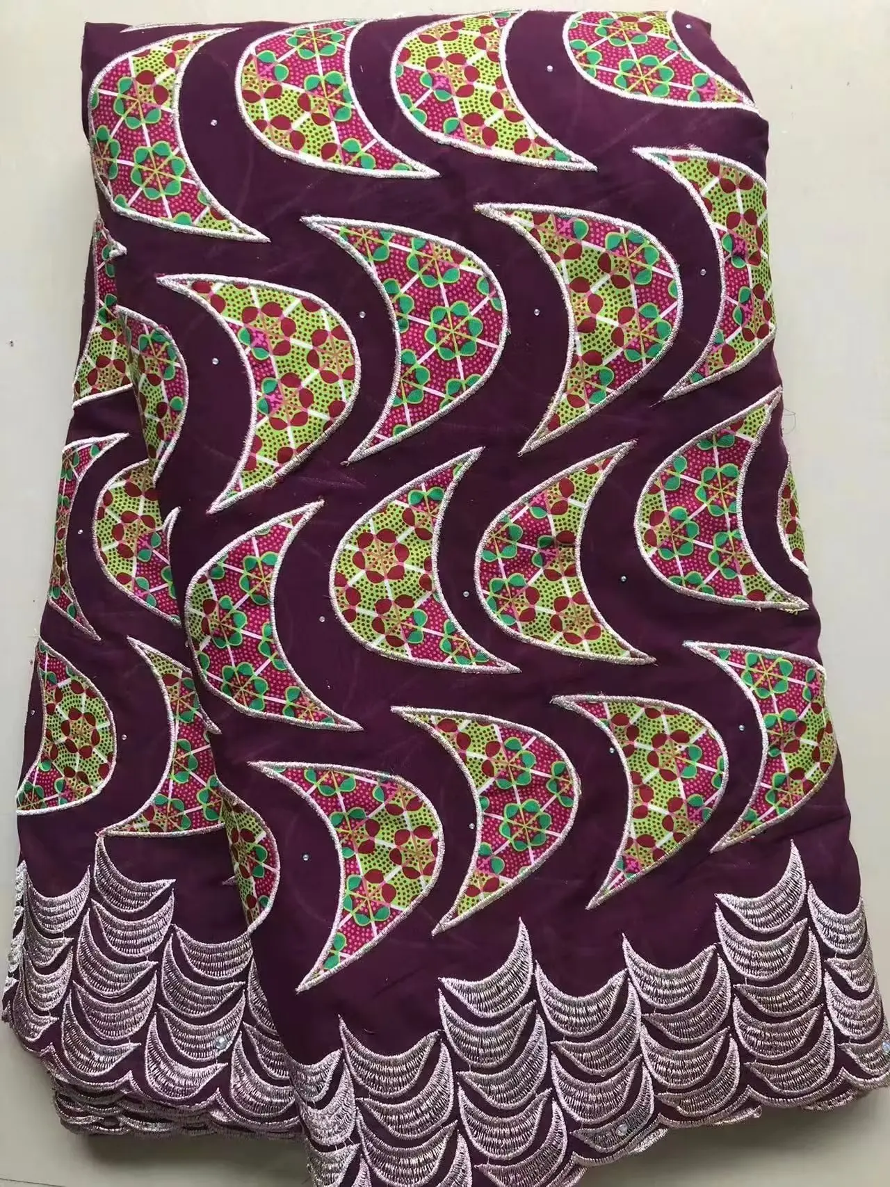 

Швейцарская вуаль кружева в Швейцарии хлопок 100 Высококачественная кружевная ткань для свадьбы 2023 ткань Африканская Женская Нигерия кружево 5 ярдов