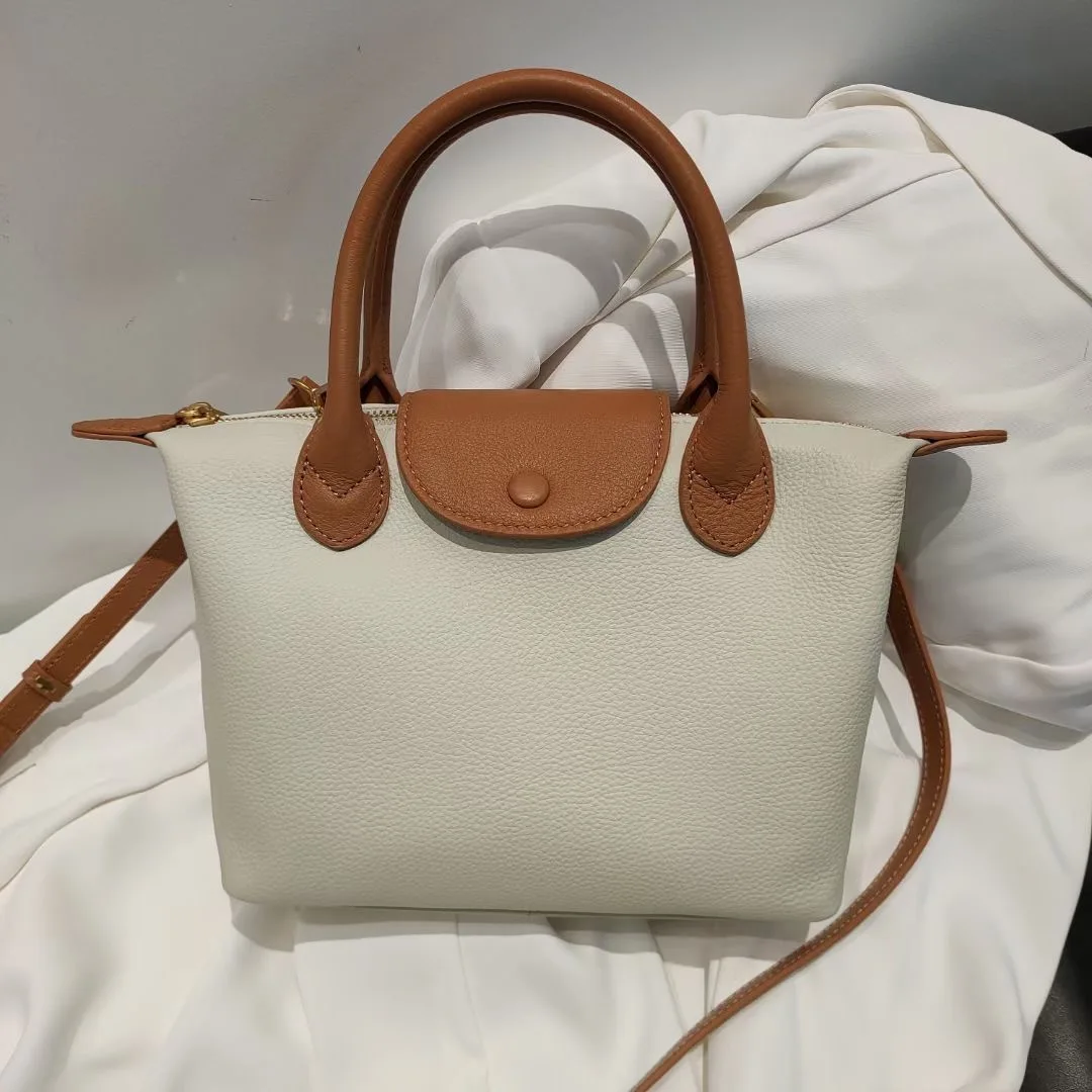 

Сумка-мессенджер женская из натуральной воловьей кожи, 8703