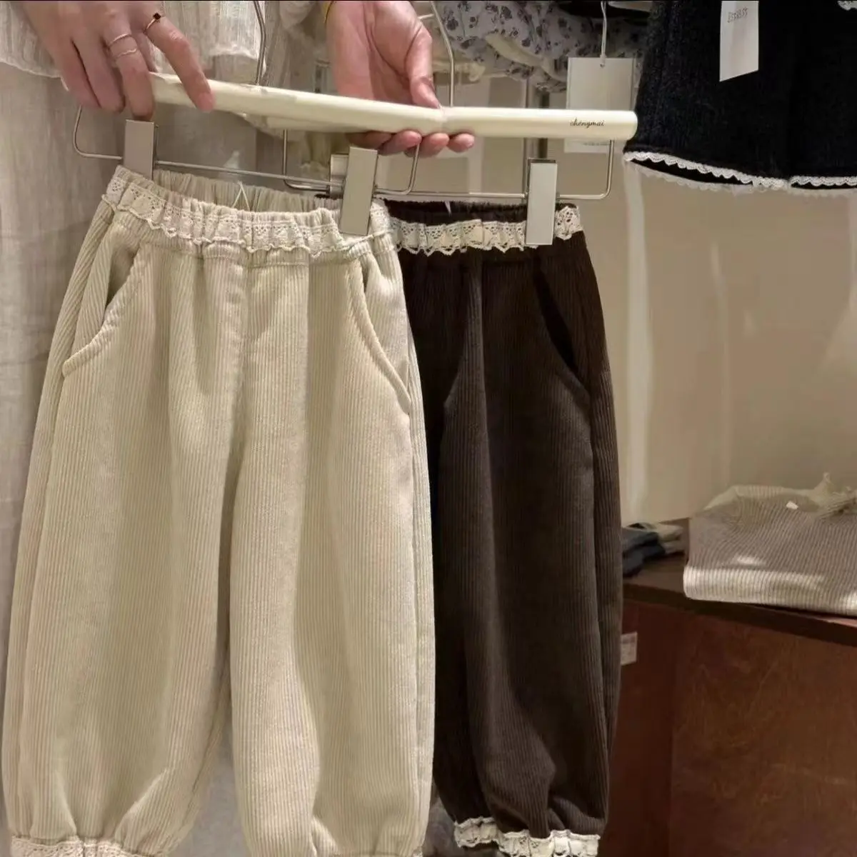 Вельветовые брюки для девочек утепленные хлопковые с кружевной талией винтажные