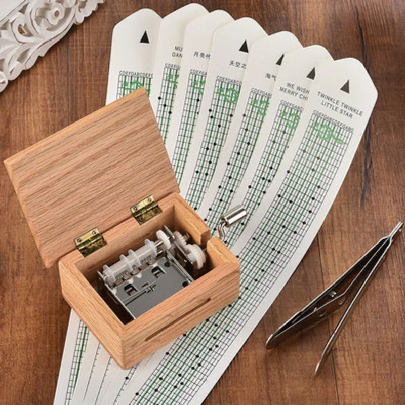 

15 Tone DIY Hand-cranked Music Box with Hole Puncher and Paper Tapes Wooden Box Mechanical Musical Box Home Decoration Kid Gift