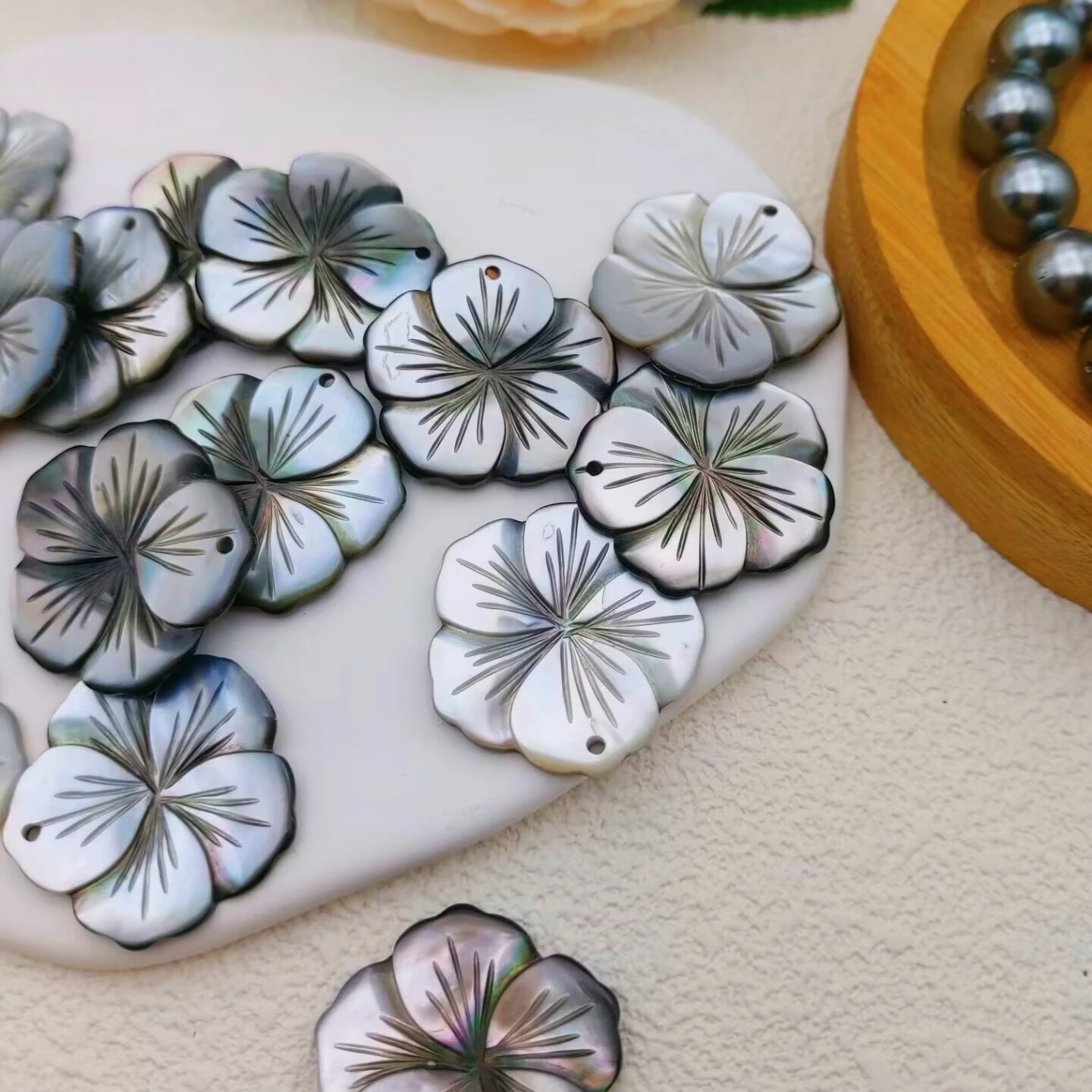 4 шт. бусины для сережек 28 мм