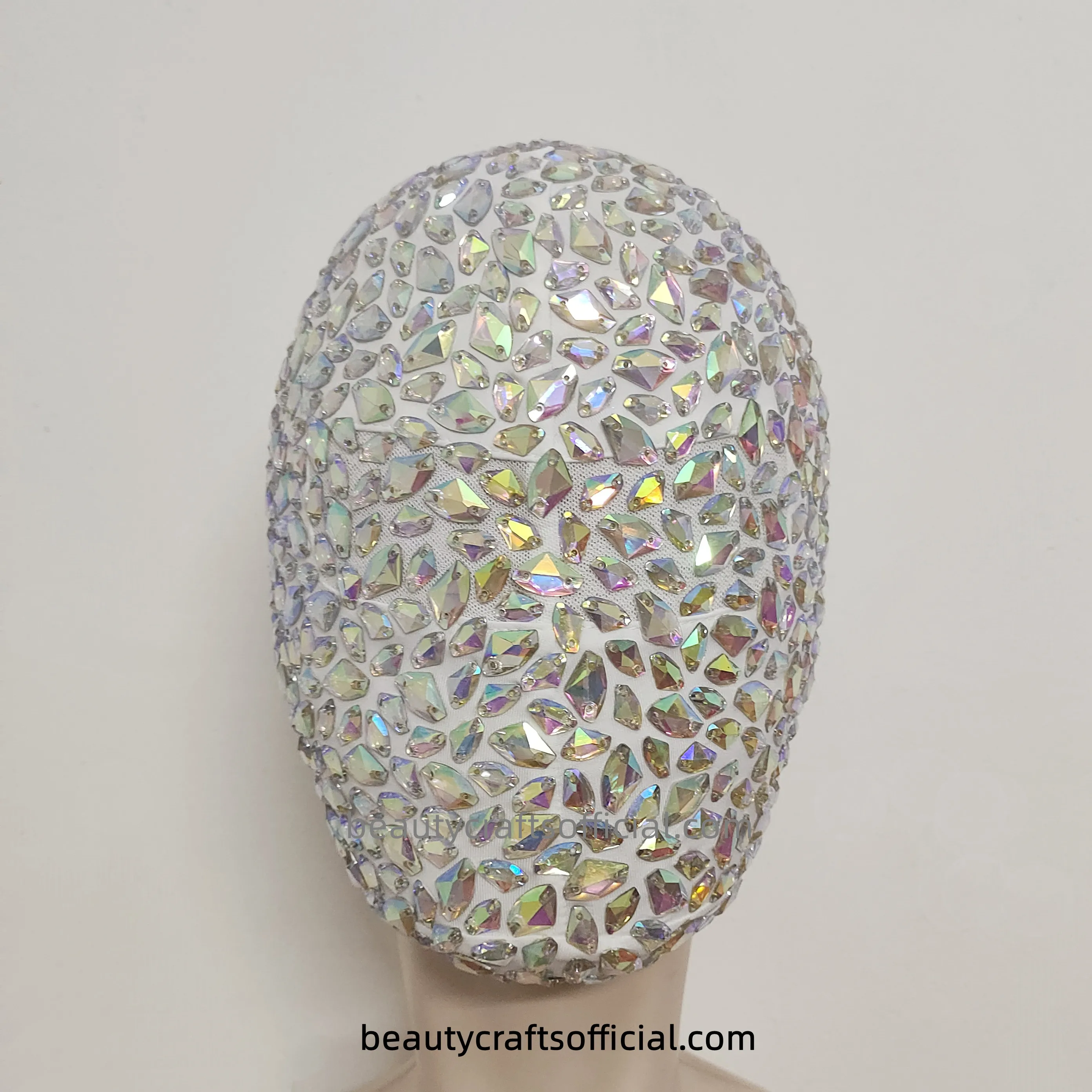 Блестящая Tawny — Ослепительная маска ручной работы с камнями Haute Couture для лица