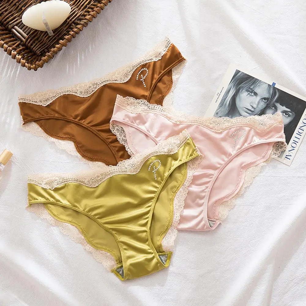 Дышащие трусы хлопковые с низкой талией кружевные надписью женские атласные