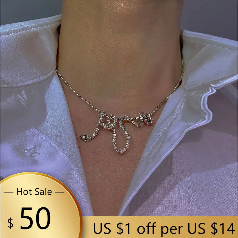 

Light Luxury Niche Design Serpentine Necklace Choker Ins Full Drill Senior Sense Short Collarbone Chain Accessories Everything