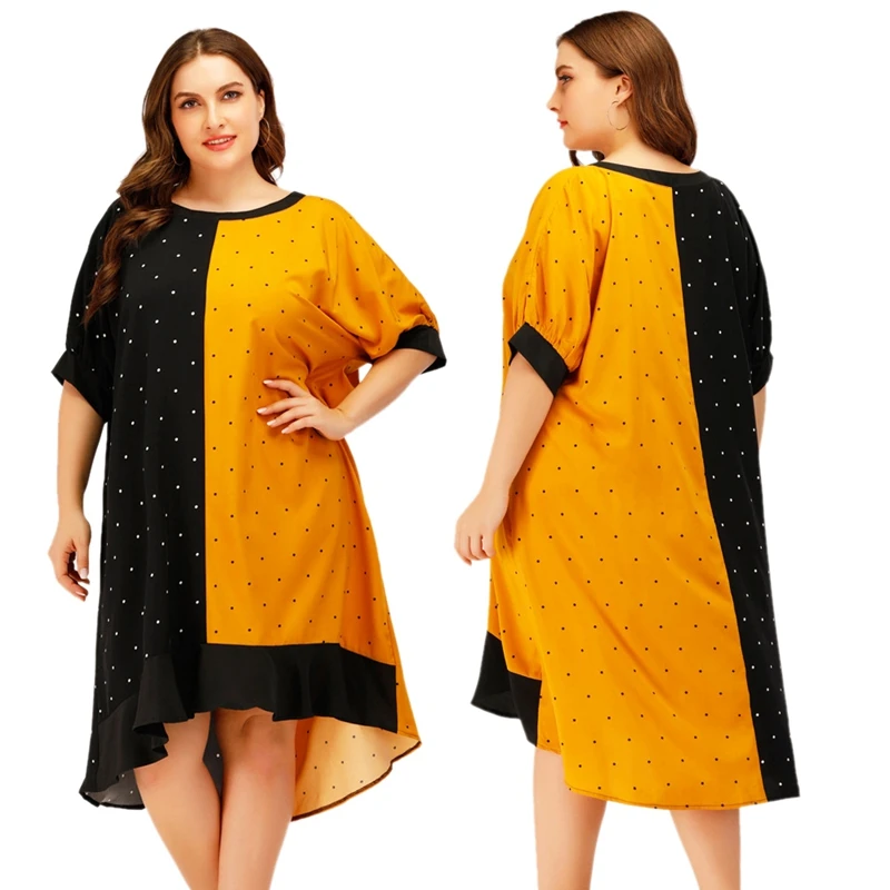 

Женское летнее платье-футболка в горошек